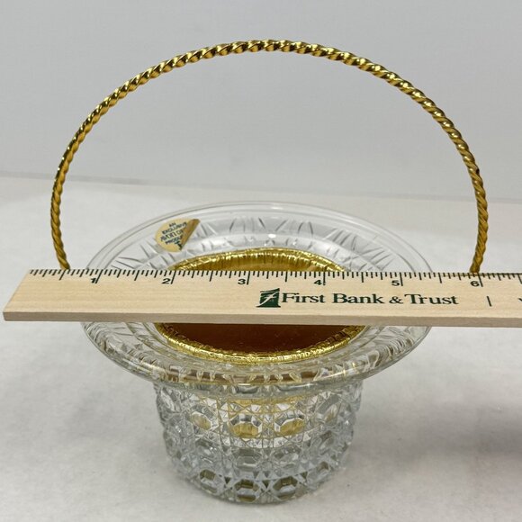 Vintage Avon Fostoria Crystal Backet Candle Holder with Bird Of Paradise Candle - Picture 11 of 13